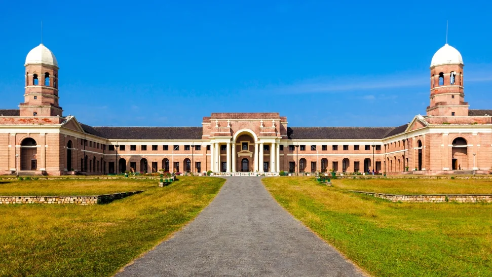 Safe and Comfortable Taxi Rides